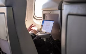 یونایتد به بزرگترین شرکت هواپیمایی برای استقرار Wi-Fi در پرواز Fast Starlink تبدیل می شود یونایتد به بزرگترین شرکت هواپیمایی برای استقرار Wi-Fi در پرواز Fast Starlink تبدیل می شود